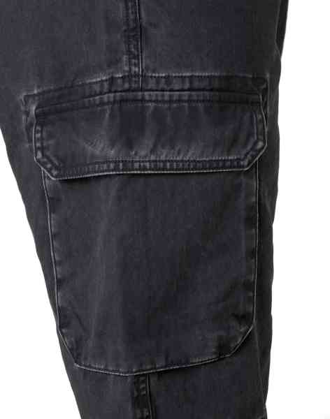 Wrangler Cargo Short aus 100% Baumwolle - Faded Black